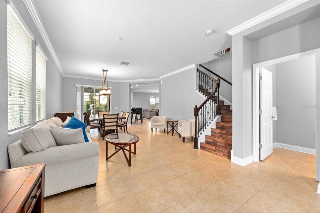 7029 DOWLING MILL CIRCLE - Interior/Exterior Photo 4 - TAMPA, FL