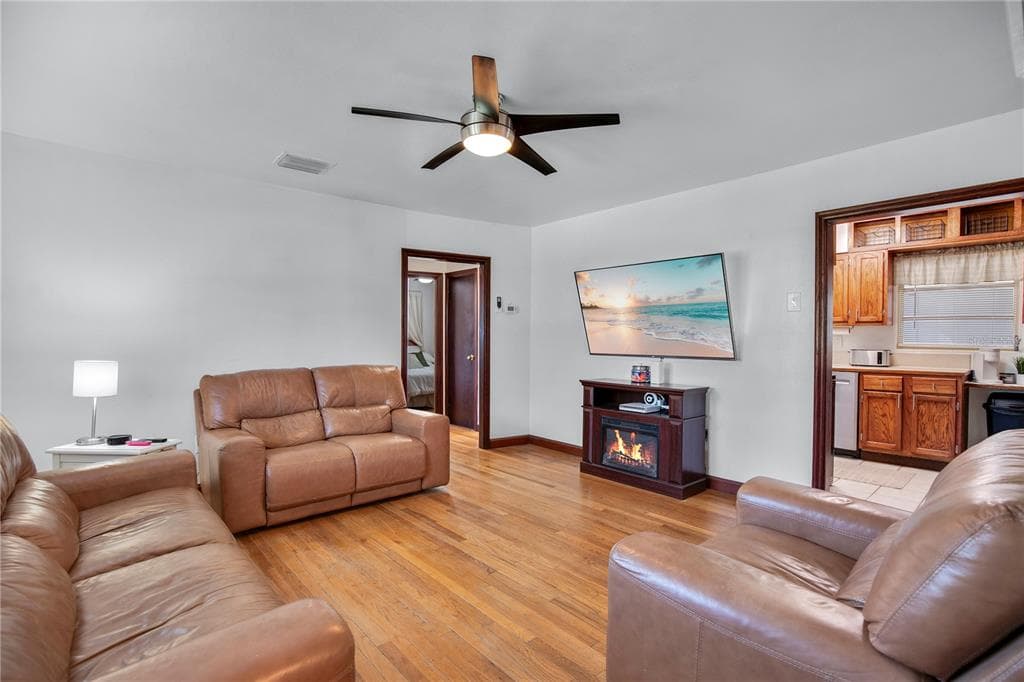 11 ASTER DRIVE - Interior/Exterior Photo 4 - DEBARY, FL