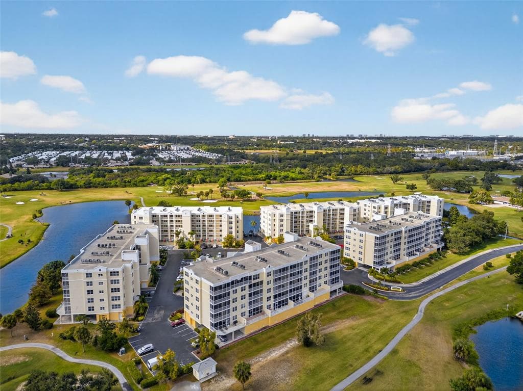 1200 COUNTRY CLUB DRIVE UNIT 4405 - Interior/Exterior Photo 5 - LARGO, FL