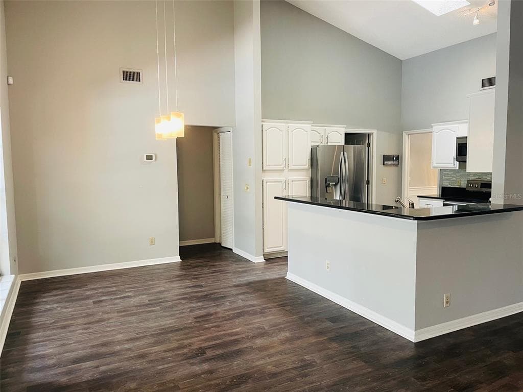 609 N LONGVIEW PLACE - Interior/Exterior Photo 4 - LONGWOOD, FL