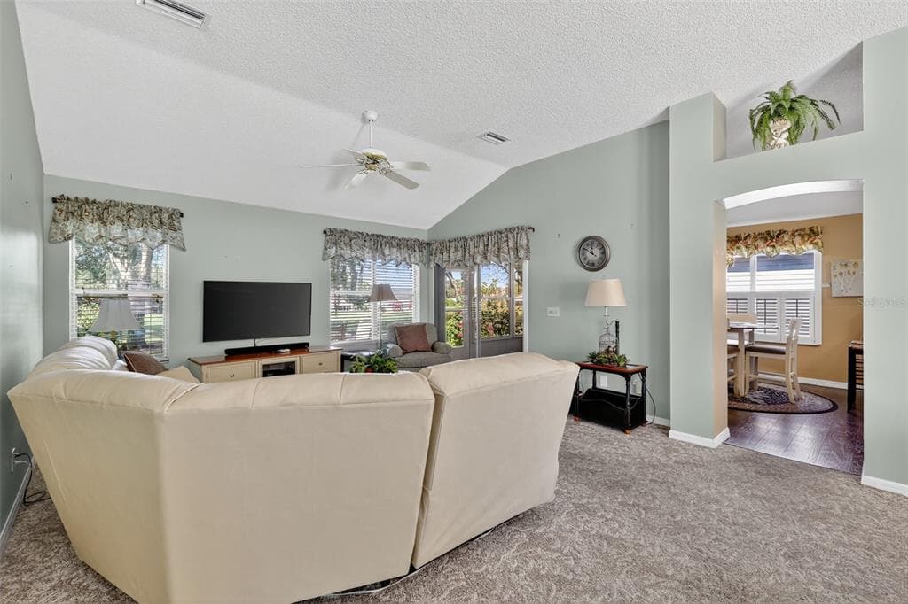 931 OLEANDER STREET - Interior/Exterior Photo 3 - LADY LAKE, FL