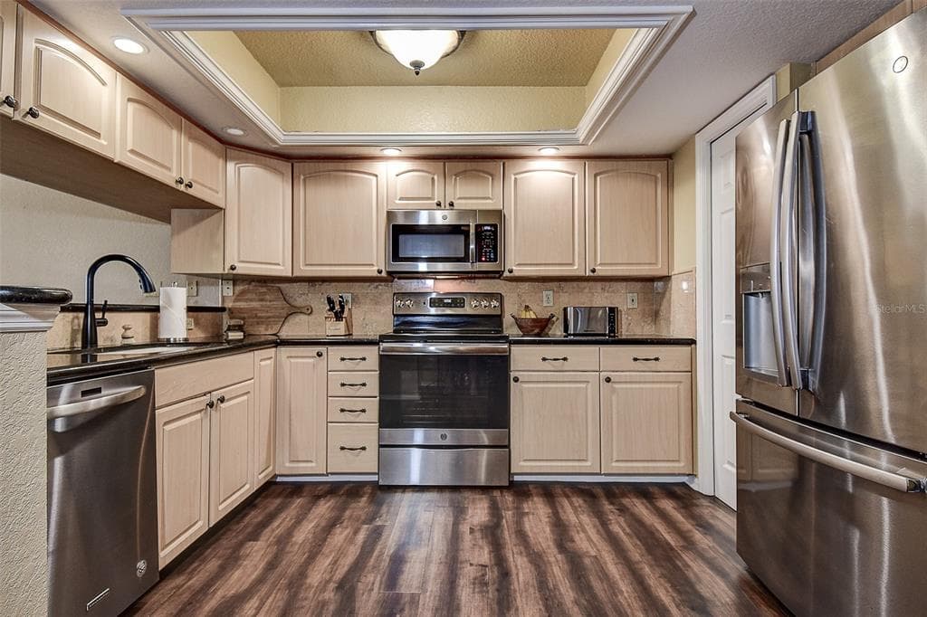 14859 SEMINOLE TRAIL - Interior/Exterior Photo 5 - SEMINOLE, FL