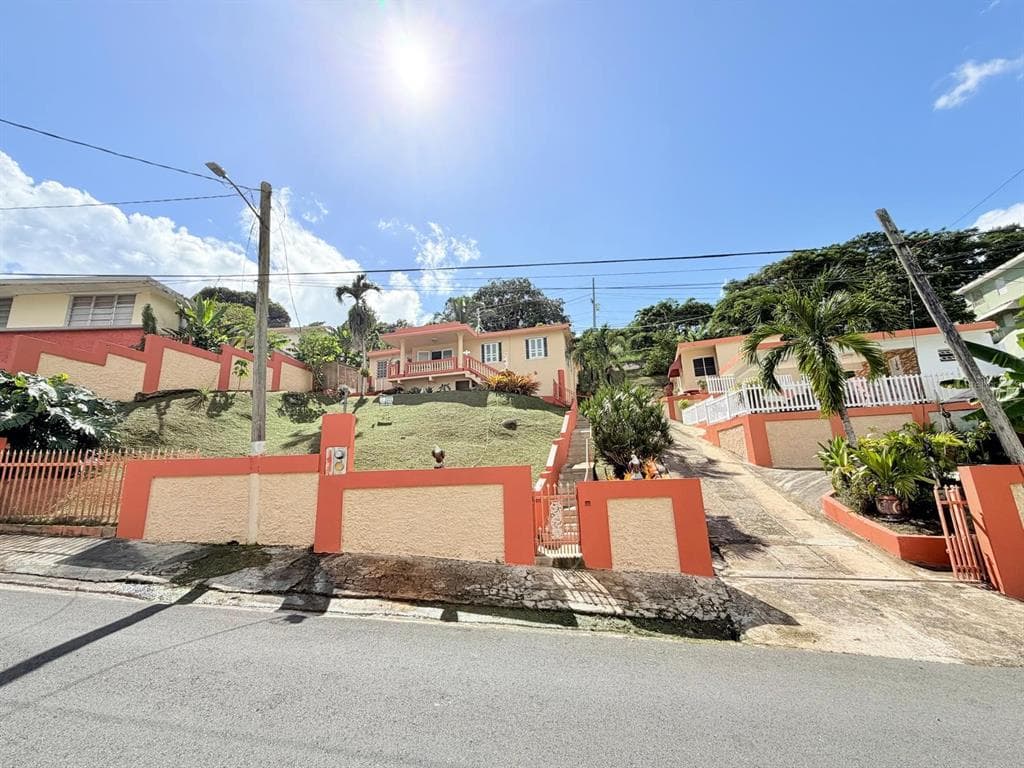 PR. 844 CAMINO MANUEL DURAN ROAD - 4bd/3ba - $410,000 - SAN JUAN, PR