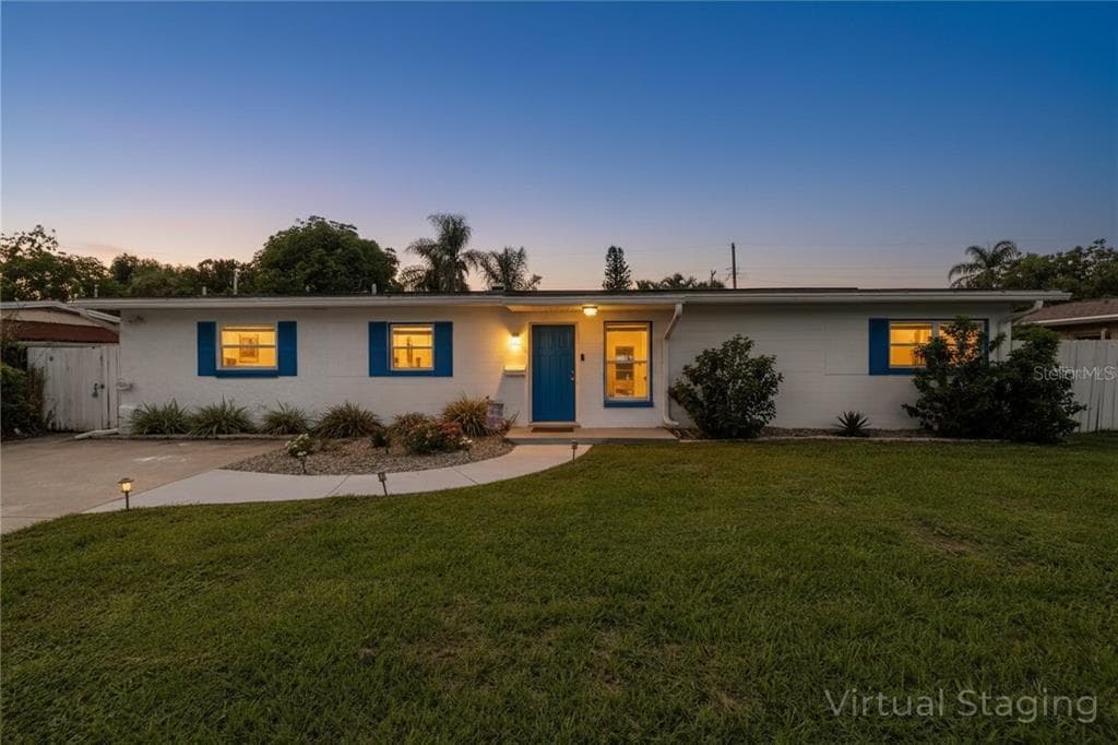 1200 76TH AVENUE N - Interior/Exterior Photo 2 - ST PETERSBURG, FL