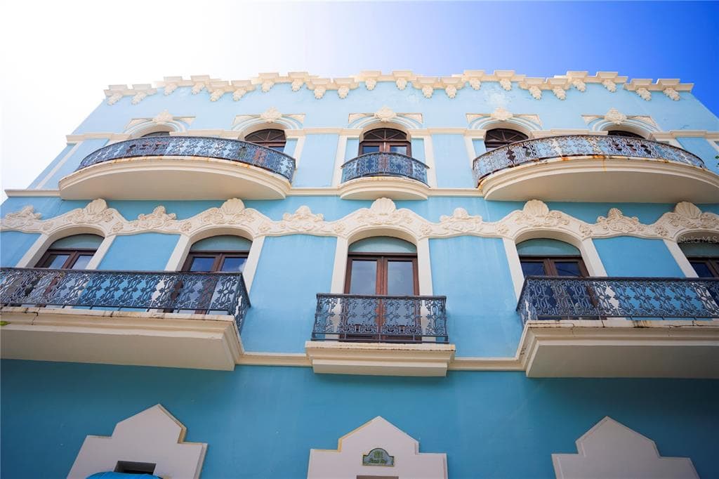 101 SOL STREET UNIT 1B