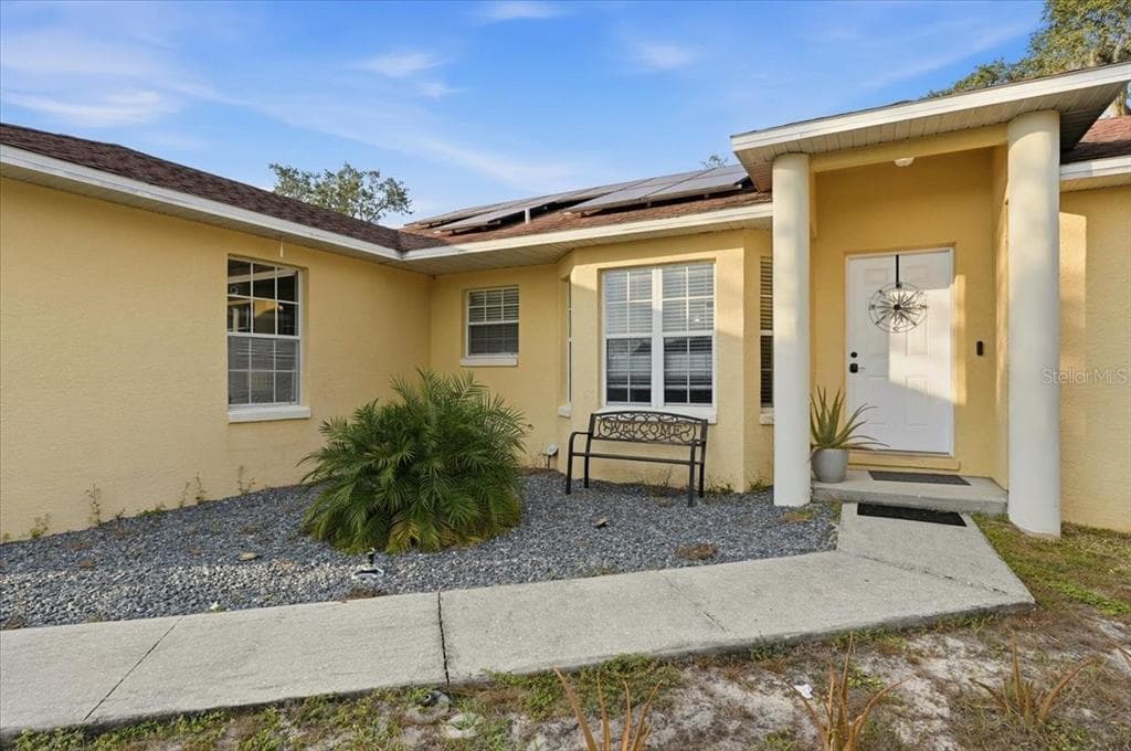 1211 LAKE LOOP - Interior/Exterior Photo 3 - WINTER HAVEN, FL