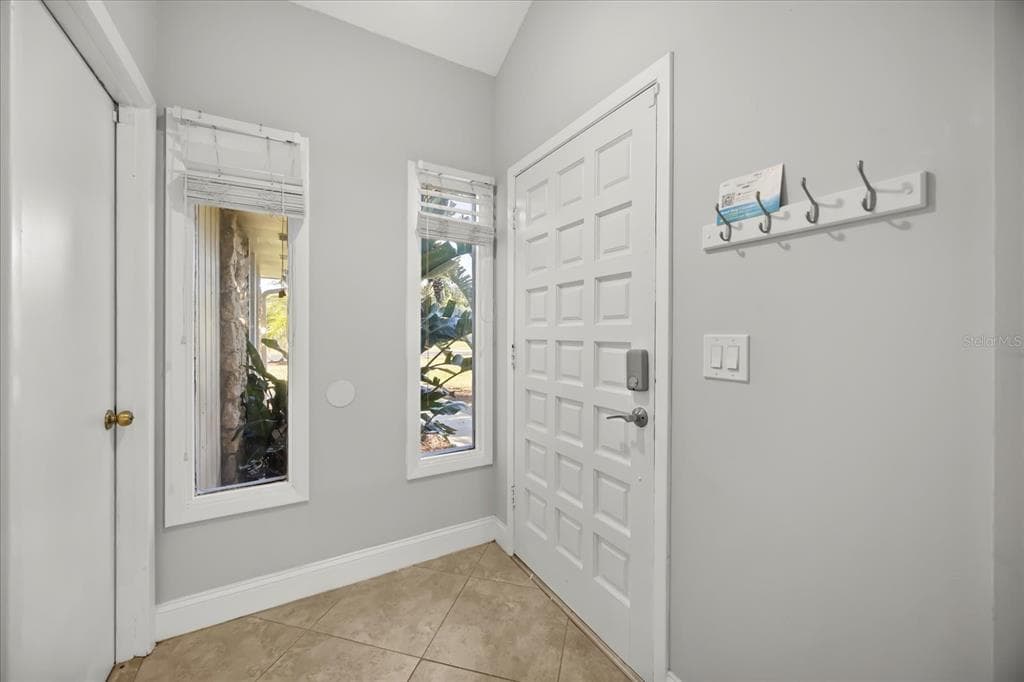 366 WEKIVA COVE ROAD - Interior/Exterior Photo 5 - LONGWOOD, FL