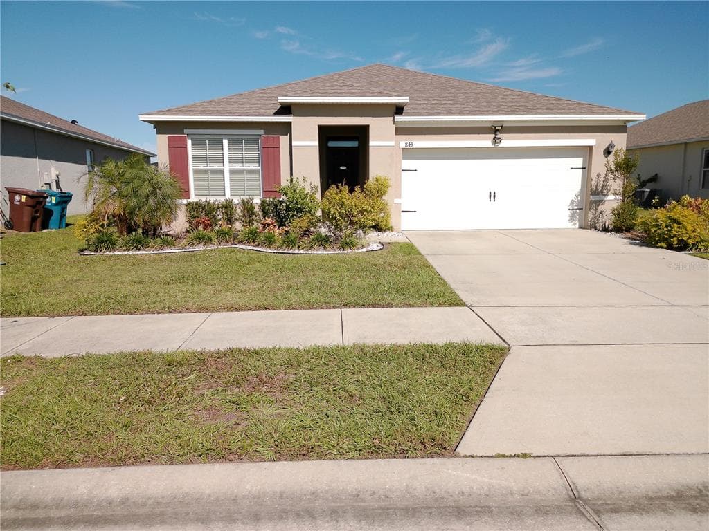 843 BROOKLET DRIVE - 3bd/2ba - $326,990 - DAVENPORT, FL