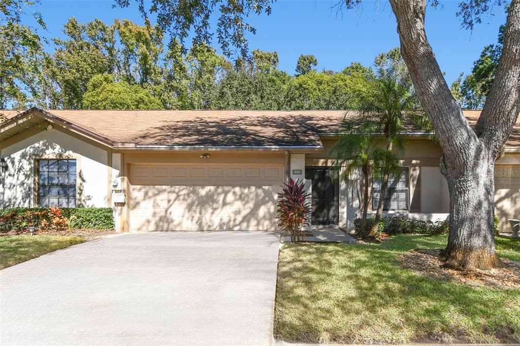 4009 SHORESIDE CIRCLE