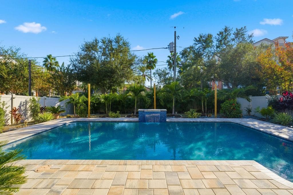 10534 LAKE SEMINOLE TERRACE - Interior/Exterior Photo 2 - SEMINOLE, FL