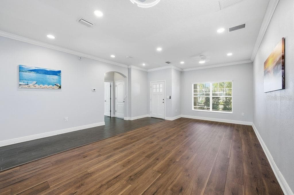 10534 LAKE SEMINOLE TERRACE - Interior/Exterior Photo 5 - SEMINOLE, FL