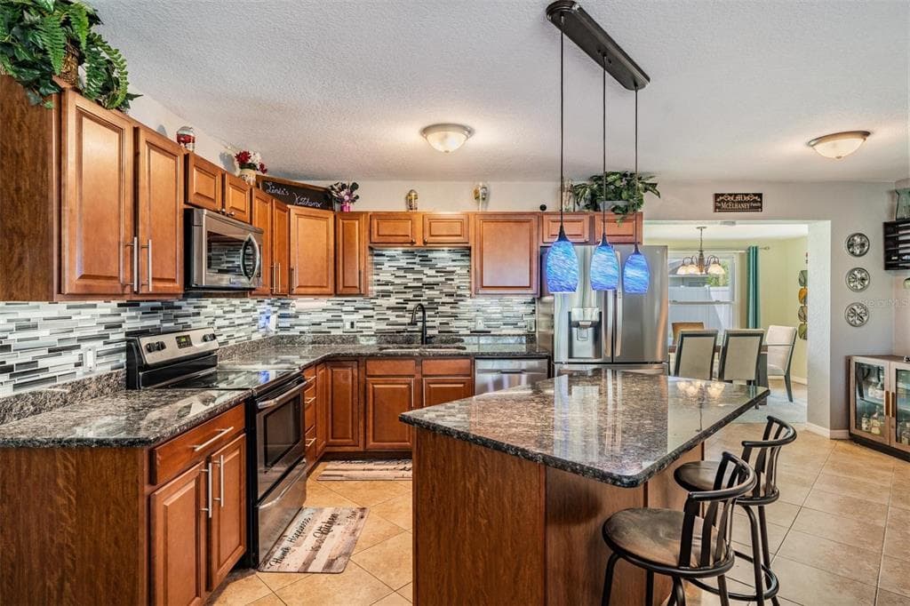 8826 109TH LANE - Interior/Exterior Photo 5 - SEMINOLE, FL