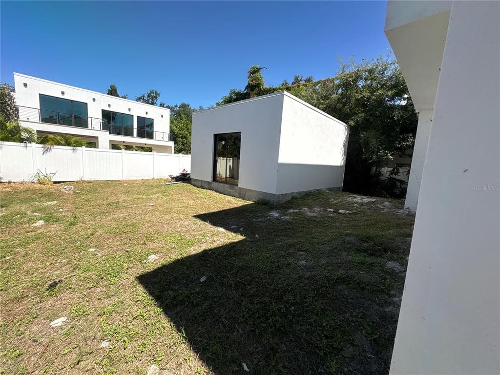 1731 SIESTA DRIVE - Interior/Exterior Photo 5 - SARASOTA, FL