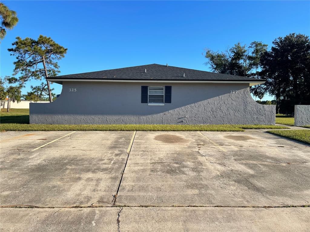 325 DUNDEE DRIVE - POINCIANA, FL - 2bd/2ba - $360,000