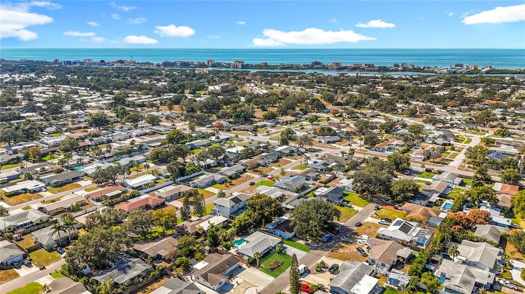 13880 DOMINICA DRIVE - Interior/Exterior Photo 3 - SEMINOLE, FL