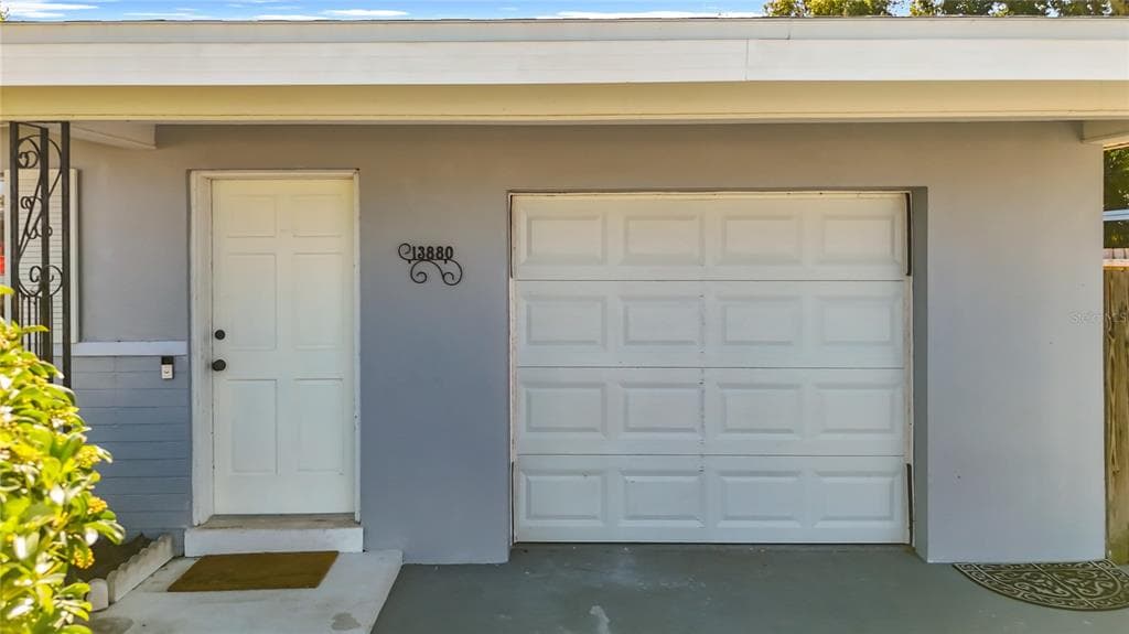 13880 DOMINICA DRIVE - Interior/Exterior Photo 4 - SEMINOLE, FL