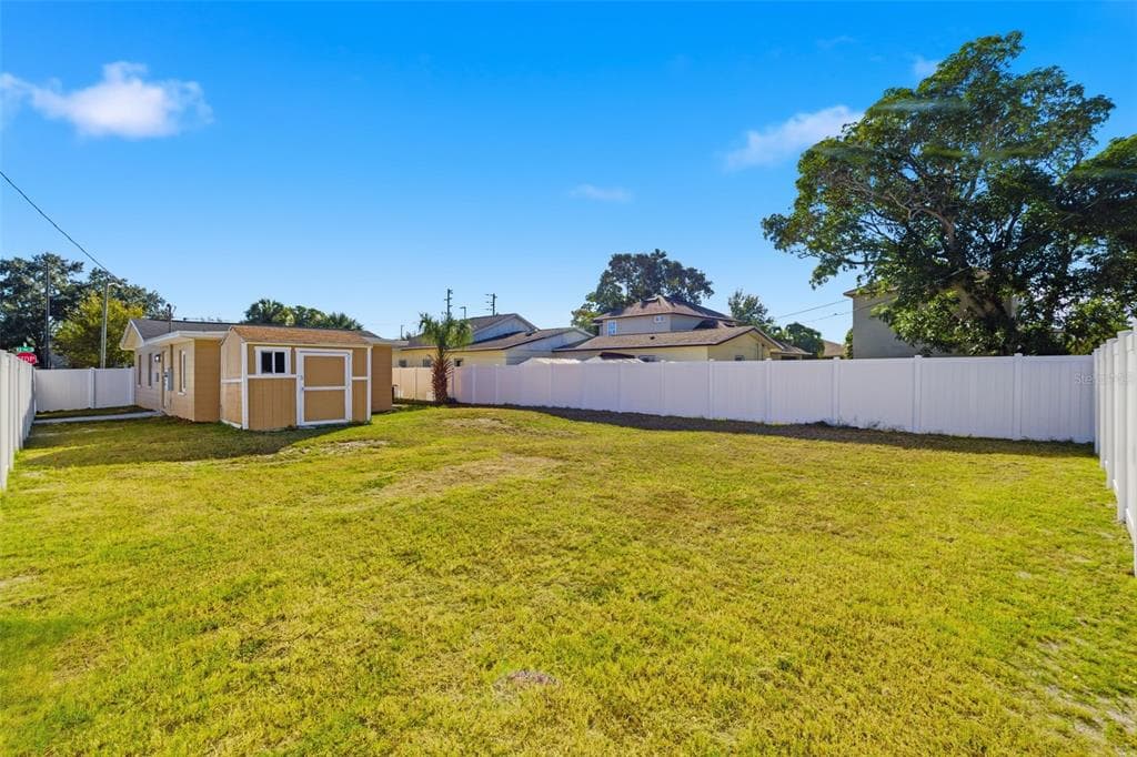 1801 13TH AVENUE S - Interior/Exterior Photo 3 - ST PETERSBURG, FL