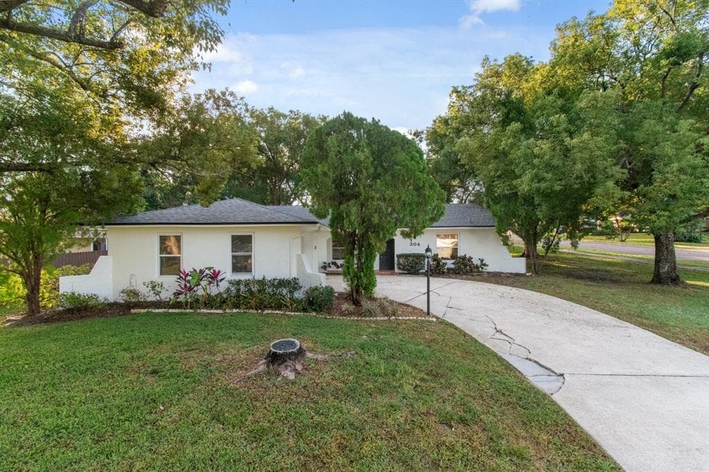 304 BARCLAY AVENUE - Interior/Exterior Photo 3 - ALTAMONTE SPRINGS, FL