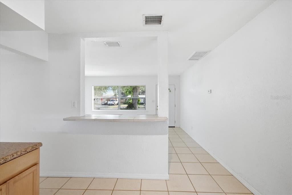 10971 57TH AVENUE - Interior/Exterior Photo 5 - SEMINOLE, FL