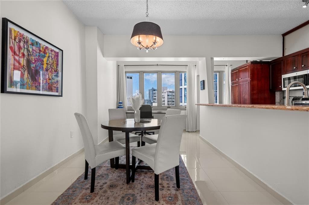 1102 Avenida Ashford CONDADO CENTER UNIT 7B - Interior/Exterior Photo 5 - SAN JUAN, PR
