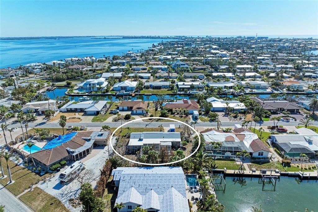 609 FOXWORTH LANE - Interior/Exterior Photo 3 - HOLMES BEACH, FL