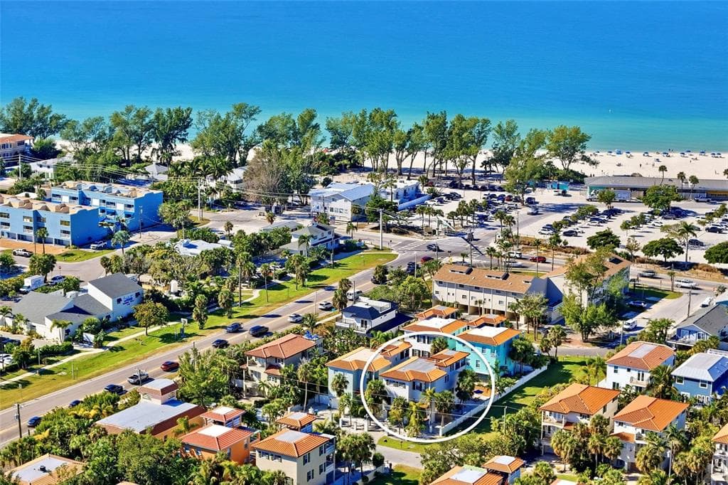 4006 5TH AVENUE - Interior/Exterior Photo 2 - HOLMES BEACH, FL