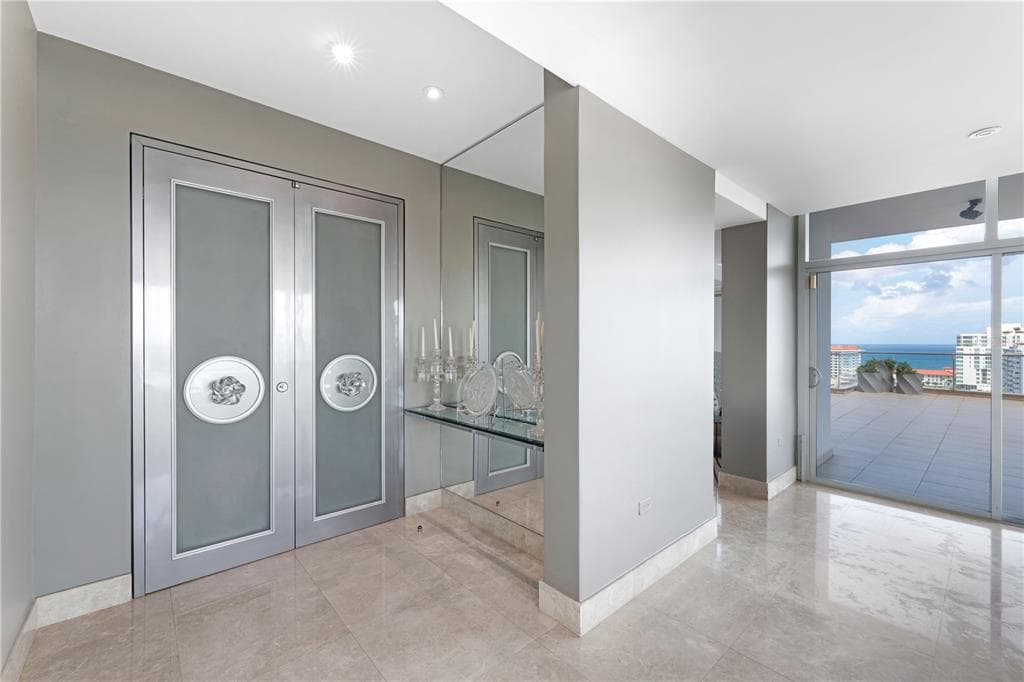 555 MONSERRATE STREET UNIT 1602 - Interior/Exterior Photo 4 - SAN JUAN, PR