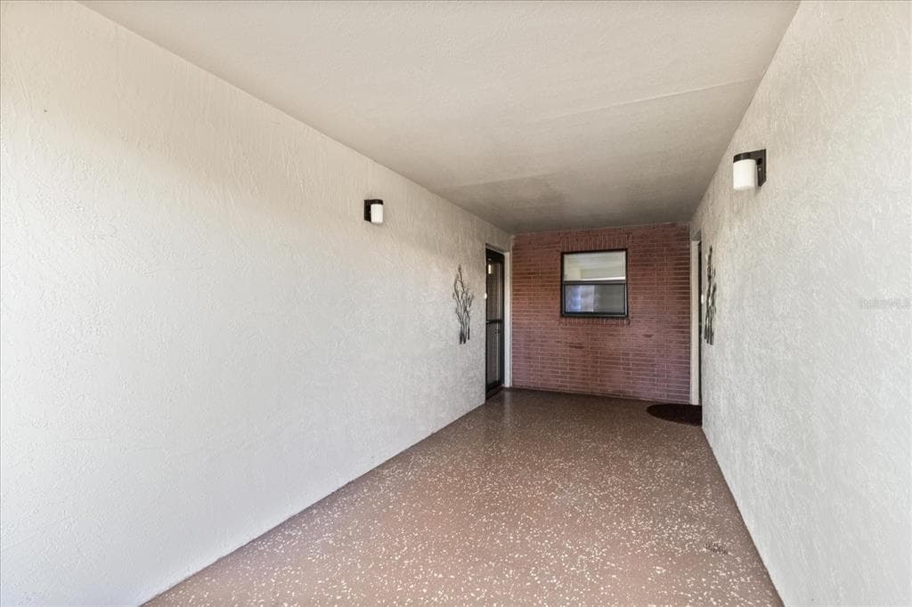 8199 TERRACE GARDEN DRIVE N UNIT 402 - Interior/Exterior Photo 4 - ST PETERSBURG, FL