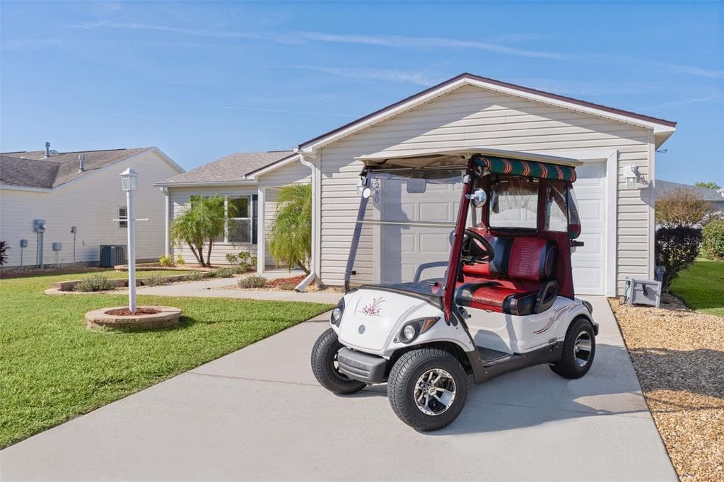 1240 PAGELAND WAY - Interior/Exterior Photo 4 - THE VILLAGES, FL