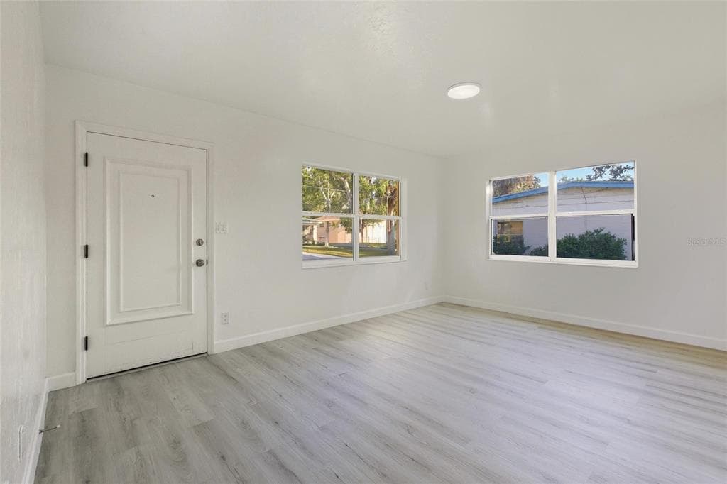 2825 CHURCH AVENUE - Interior/Exterior Photo 4 - SARASOTA, FL