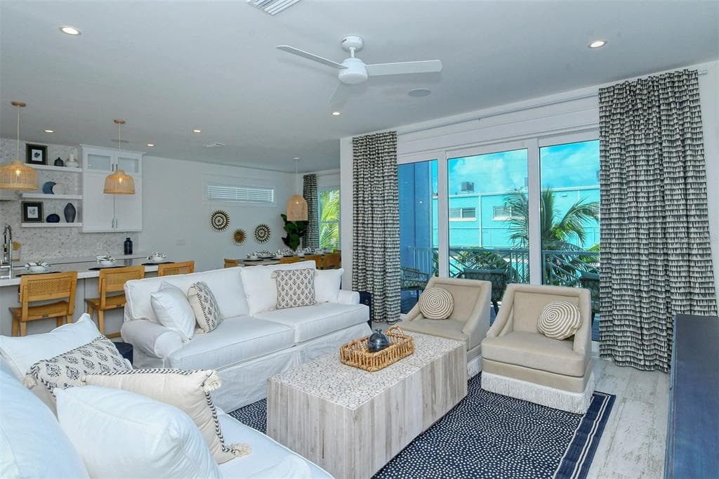 2406 AVENUE C - Interior/Exterior Photo 4 - BRADENTON BEACH, FL