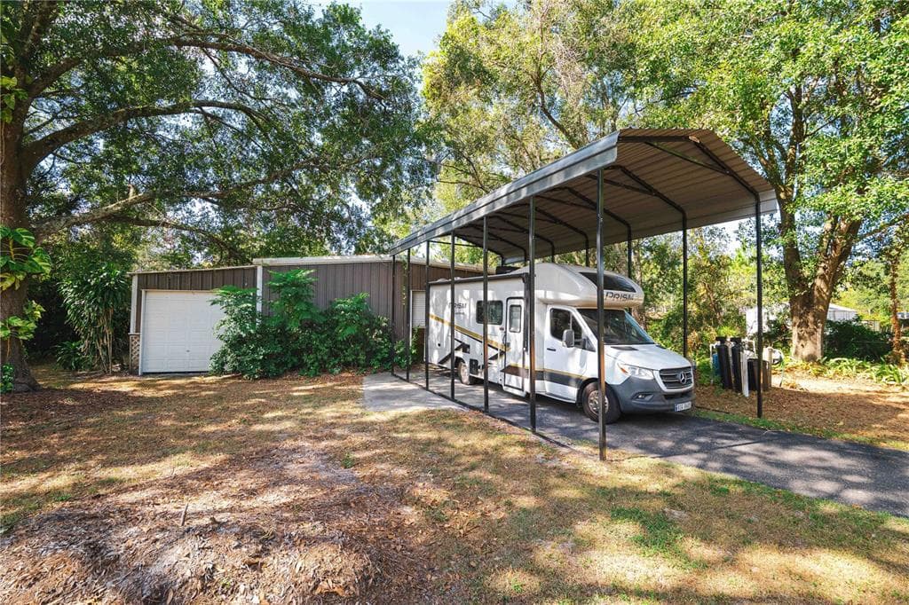 11626 TIMBER RIDGE DRIVE - Interior/Exterior Photo 2 - TAMPA, FL