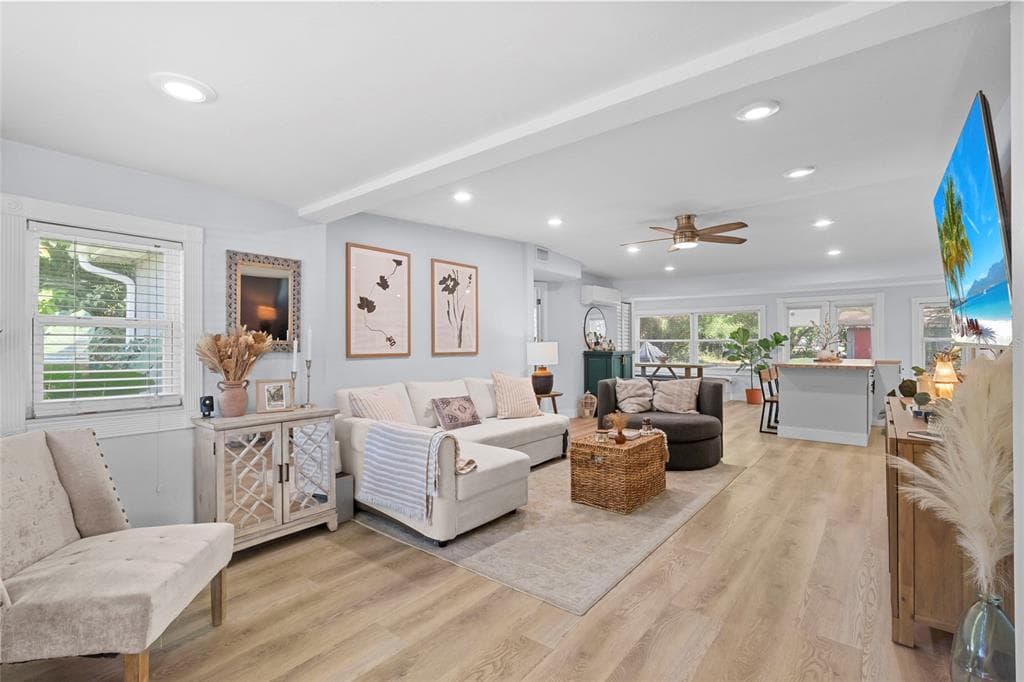 7095 111TH STREET - Interior/Exterior Photo 4 - SEMINOLE, FL