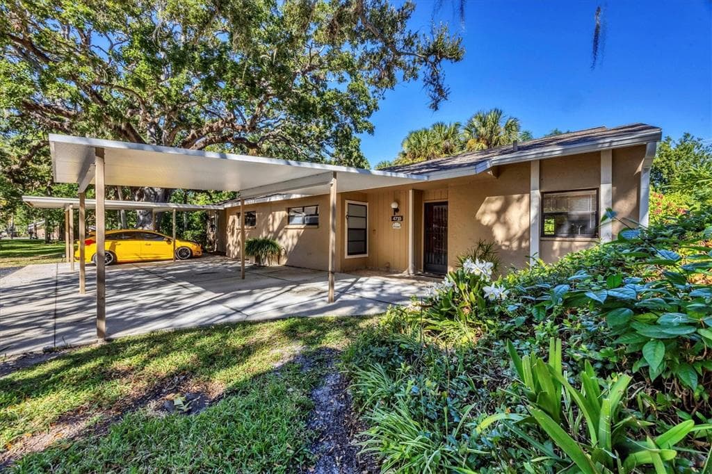 4715 VILLAGE GARDENS DRIVE UNIT 68 - Interior/Exterior Photo 3 - SARASOTA, FL