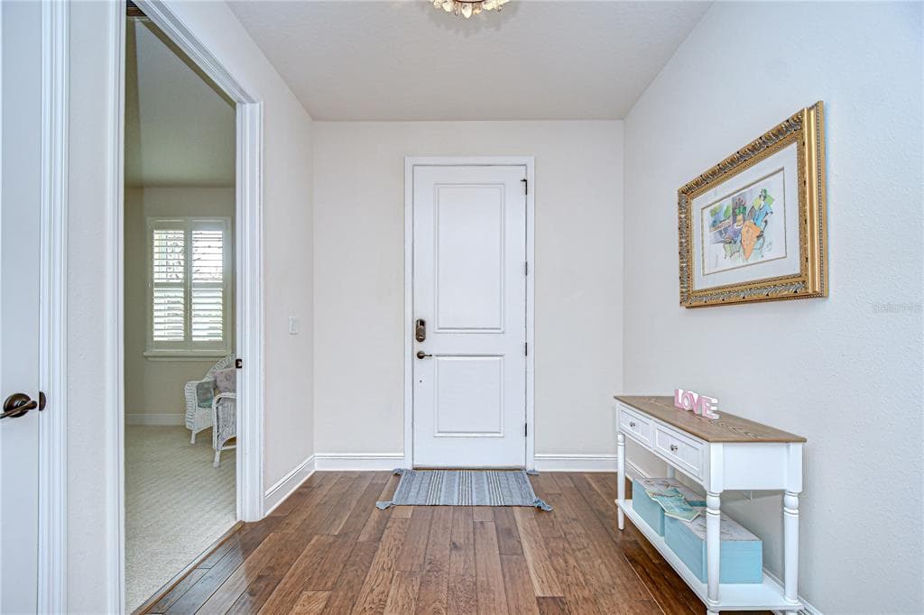 7013 BRIARHILL COURT - Interior/Exterior Photo 5 - TAMPA, FL