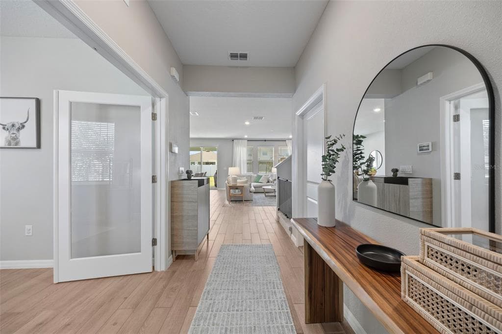 10906 KIDRON VALLEY LANE - Interior/Exterior Photo 3 - TAMPA, FL