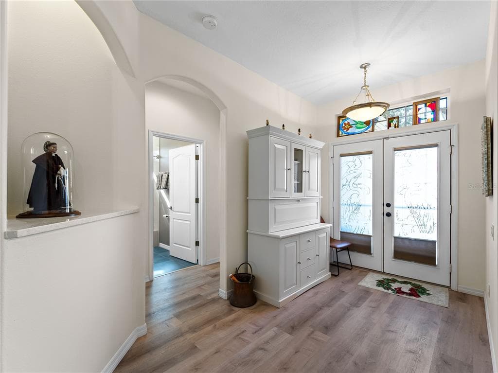 8419 WHISPERING WOODS COURT - Interior/Exterior Photo 2 - LAKEWOOD RANCH, FL