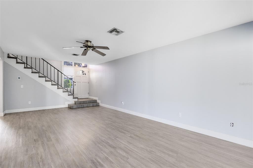 890 JONATHAN WAY - Interior/Exterior Photo 3 - ALTAMONTE SPRINGS, FL