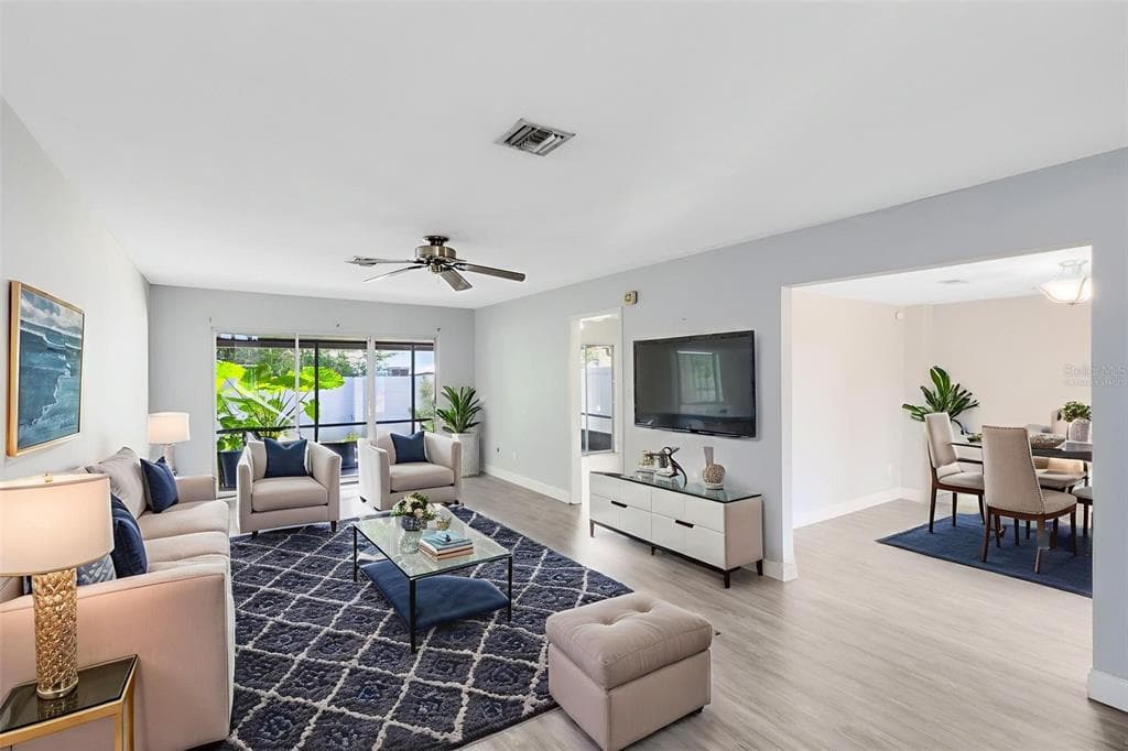 890 JONATHAN WAY - Interior/Exterior Photo 5 - ALTAMONTE SPRINGS, FL