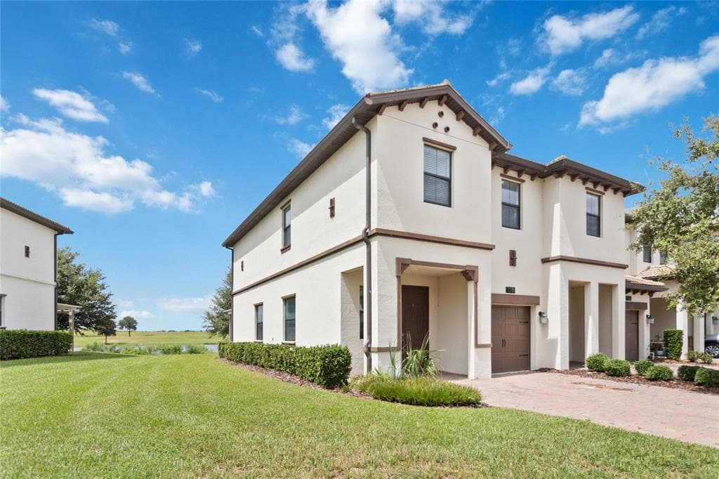 1318 ROYAL ST GEORGE BOULEVARD - 4bd/3ba - $2,000 - DAVENPORT, FL