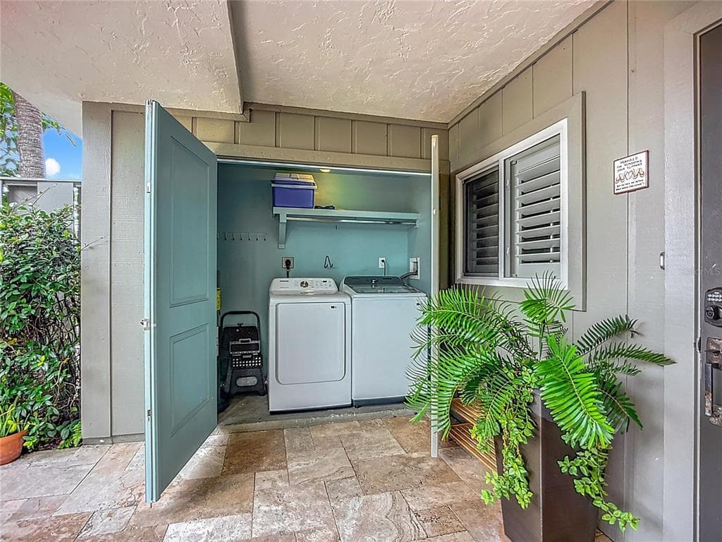 6200 FLOTILLA DRIVE UNIT 262 - Interior/Exterior Photo 4 - HOLMES BEACH, FL