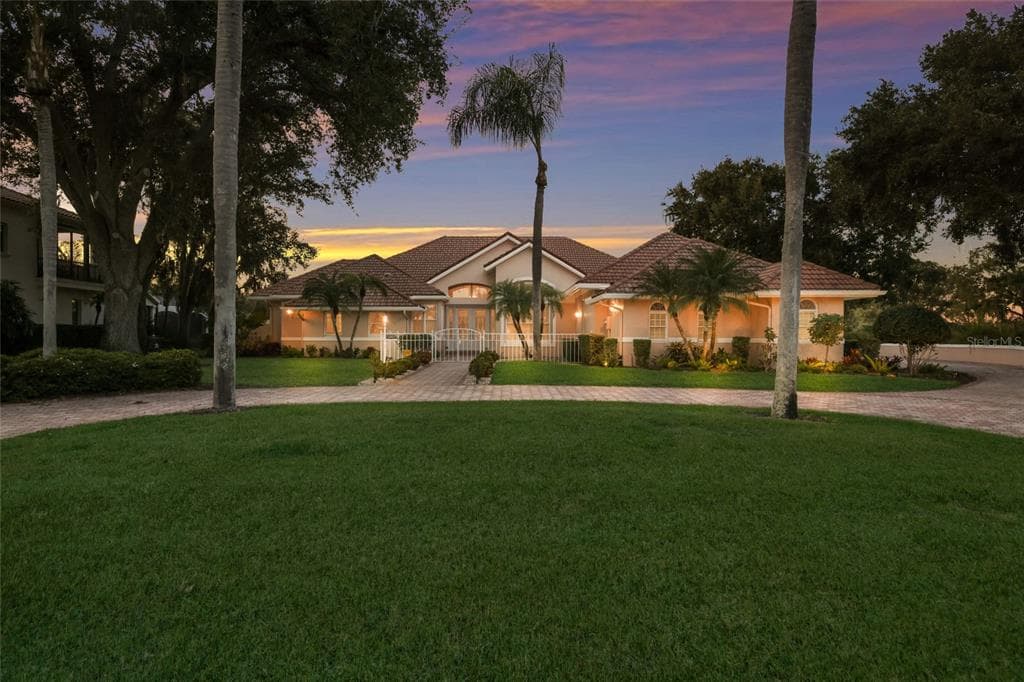 2900 JEFF MYERS CIRCLE - Interior/Exterior Photo 4 - SARASOTA, FL