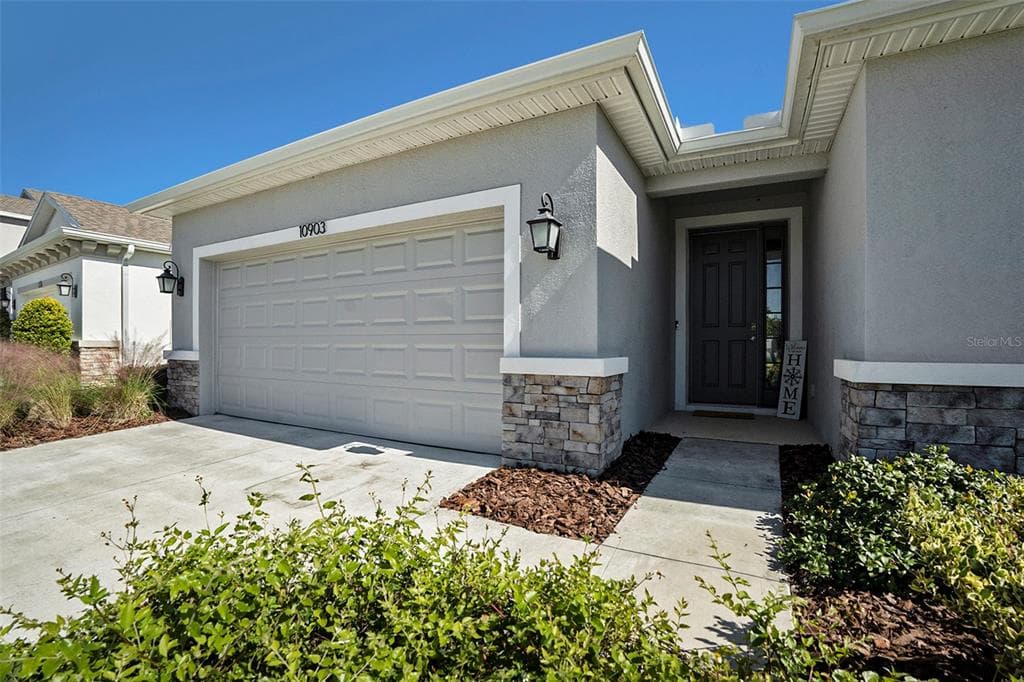 10903 HONOR ROAD - Interior/Exterior Photo 3 - TAMPA, FL