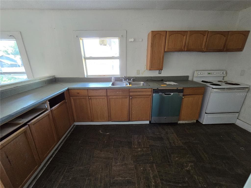 3107 N 24TH STREET - Interior/Exterior Photo 5 - TAMPA, FL