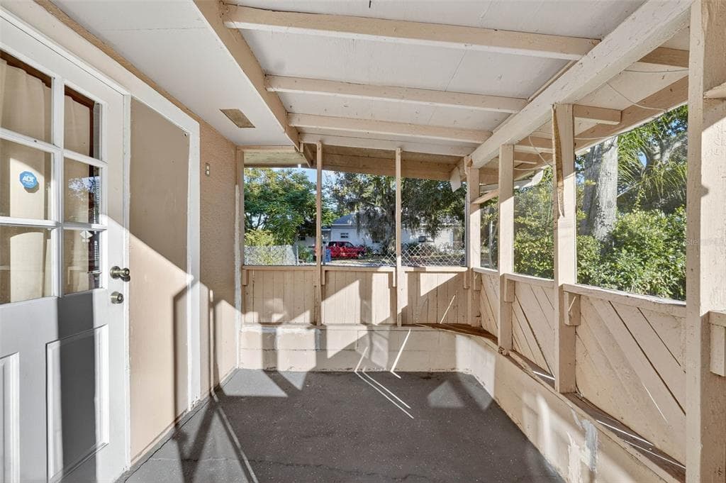 229 NE AVENUE B - Interior/Exterior Photo 3 - WINTER HAVEN, FL