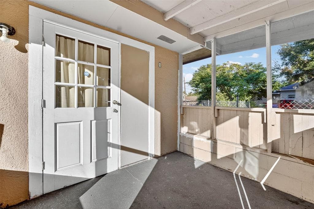 229 NE AVENUE B - Interior/Exterior Photo 4 - WINTER HAVEN, FL