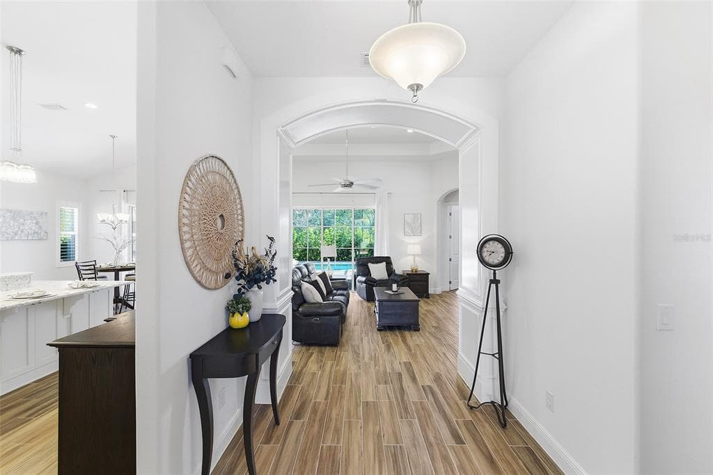 39500 HILLRISE LANE - Interior/Exterior Photo 4 - LADY LAKE, FL