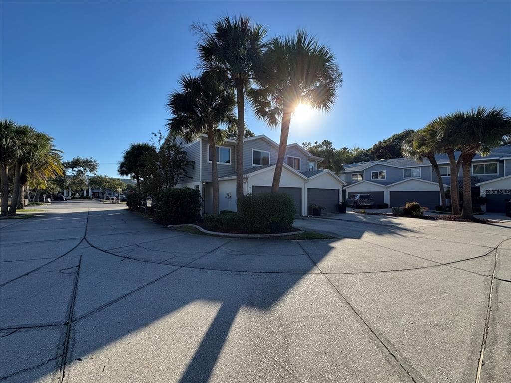 9101 JAKES PATH - Interior/Exterior Photo 3 - LARGO, FL