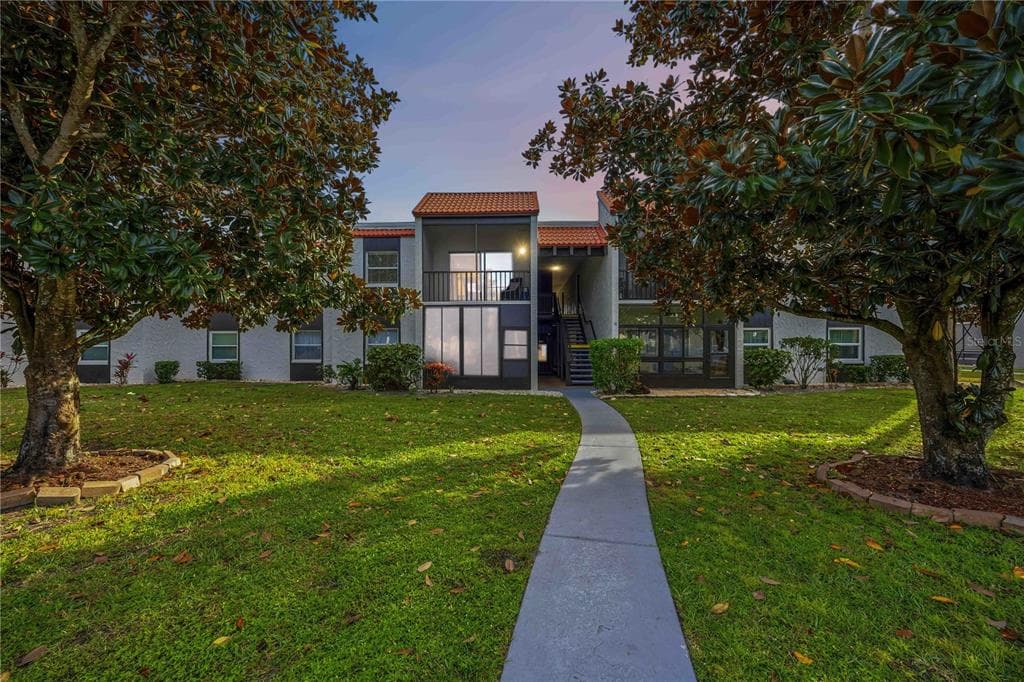 3227 BENEVA ROAD UNIT 201 - Interior/Exterior Photo 2 - SARASOTA, FL