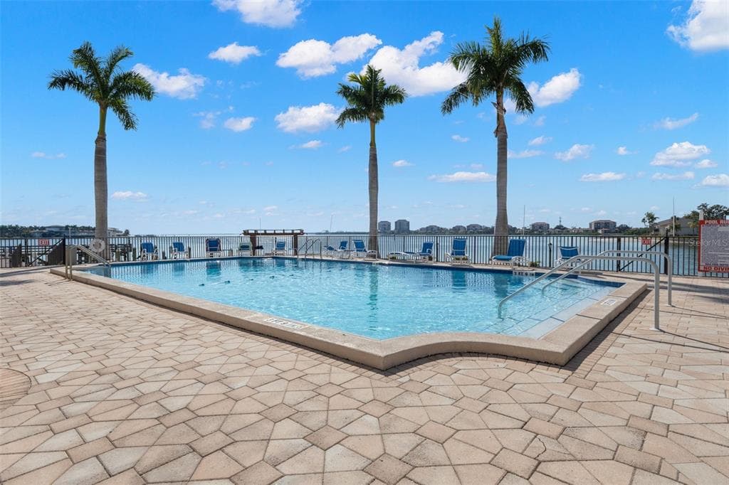 5220 BRITTANY DRIVE S UNIT 1003 - Interior/Exterior Photo 4 - ST PETERSBURG, FL